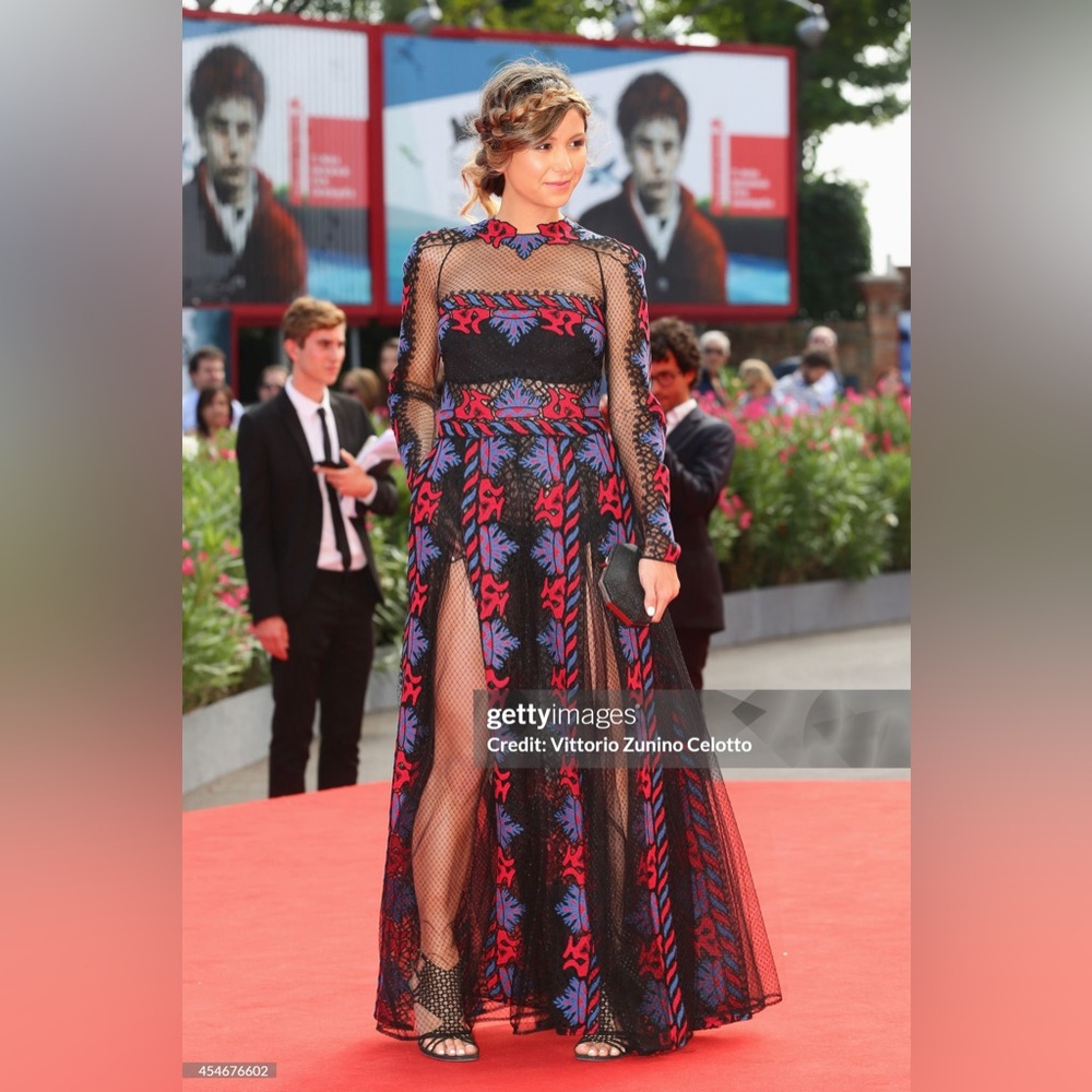 VALENTINO RUNWAY TRIBAL AZTEC EMBROIDERED LACE MAXI GOWN DRESS IT 40